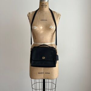 Vintage Coach Black Leather Crossover Shoulder Bag